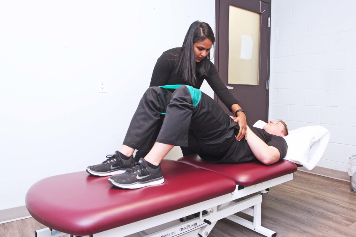 Picture of Chiropractor treating patient back